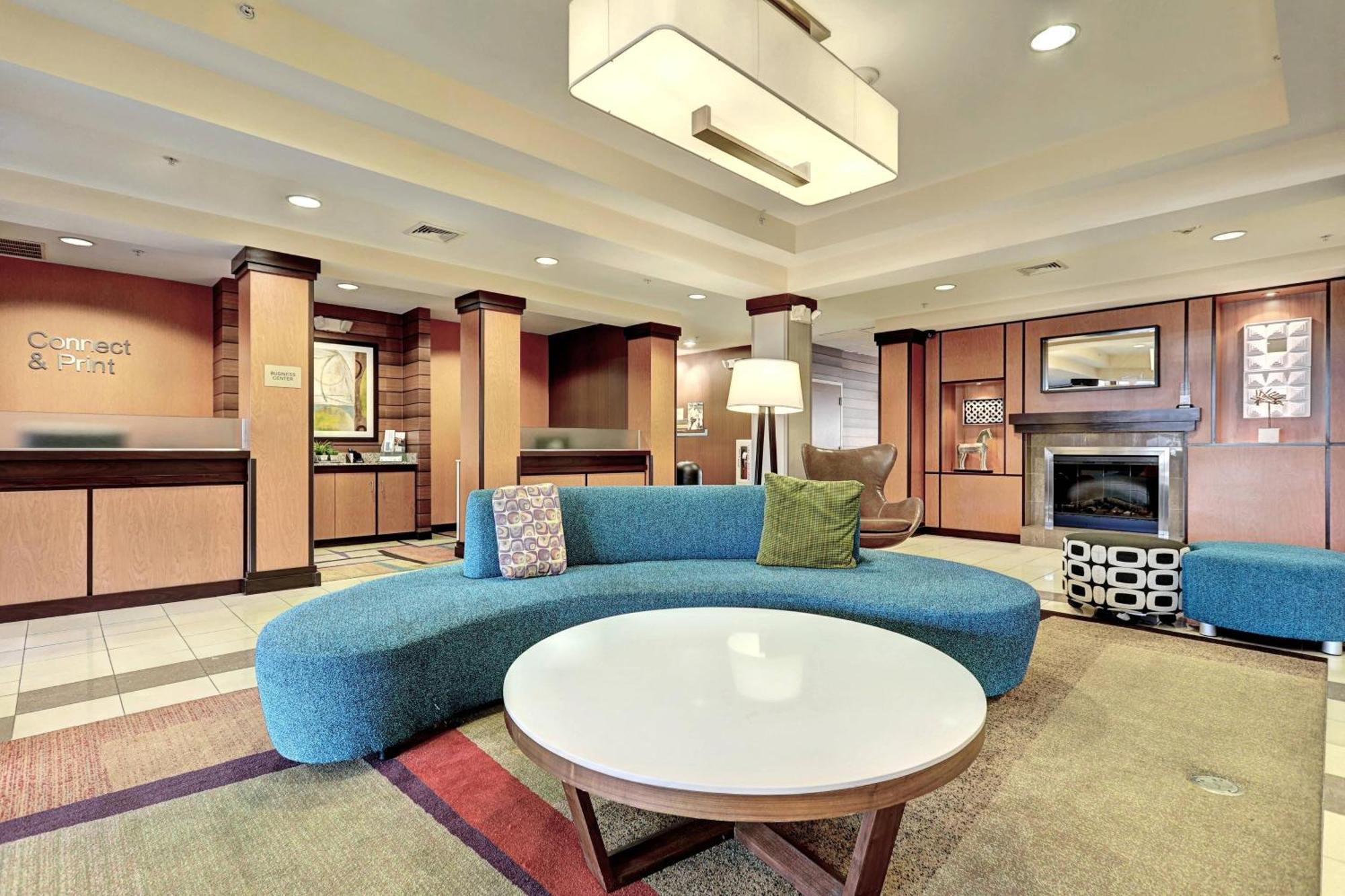 Fairfield Inn & Suites By Marriott Edison - South Plainfield Bagian luar foto