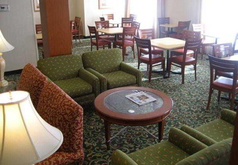 Fairfield Inn & Suites By Marriott Edison - South Plainfield Restoran foto