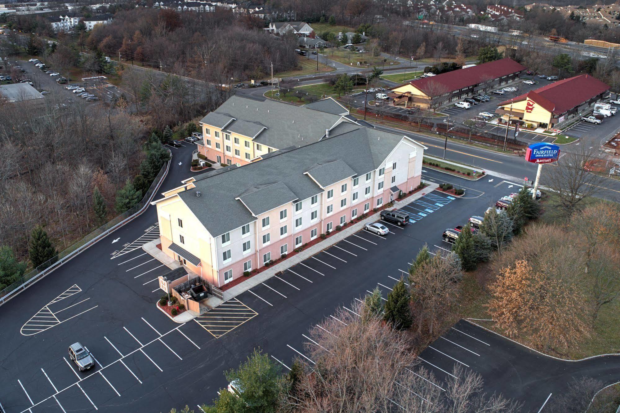 Fairfield Inn & Suites By Marriott Edison - South Plainfield Bagian luar foto